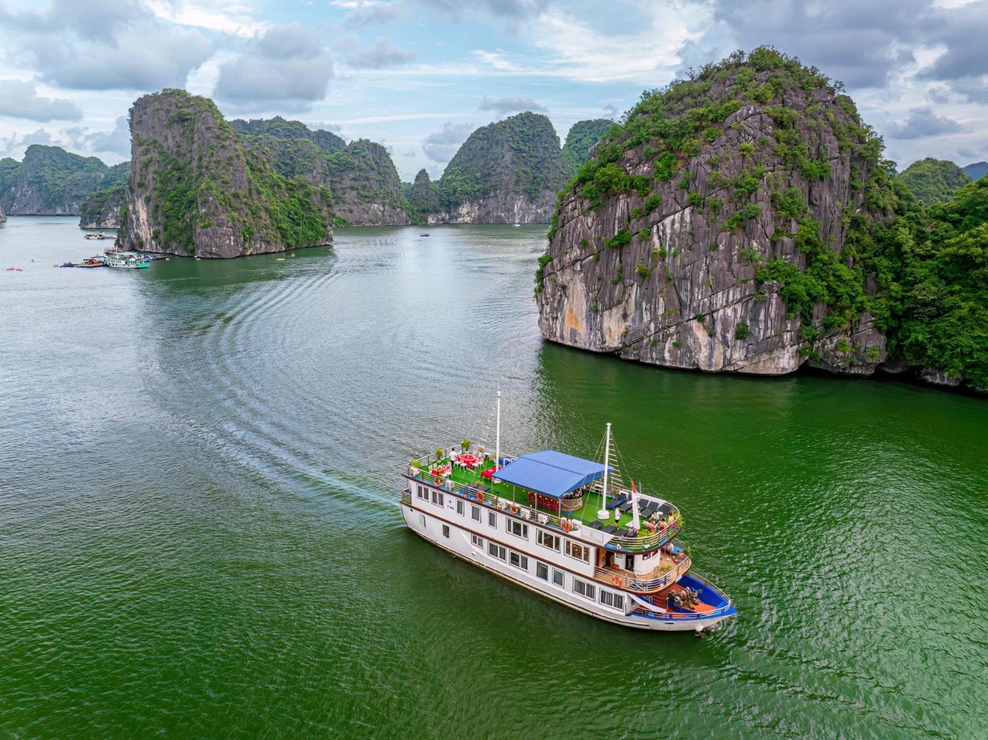 Sunlight Cruise Hotell Ha Long Eksteriør bilde