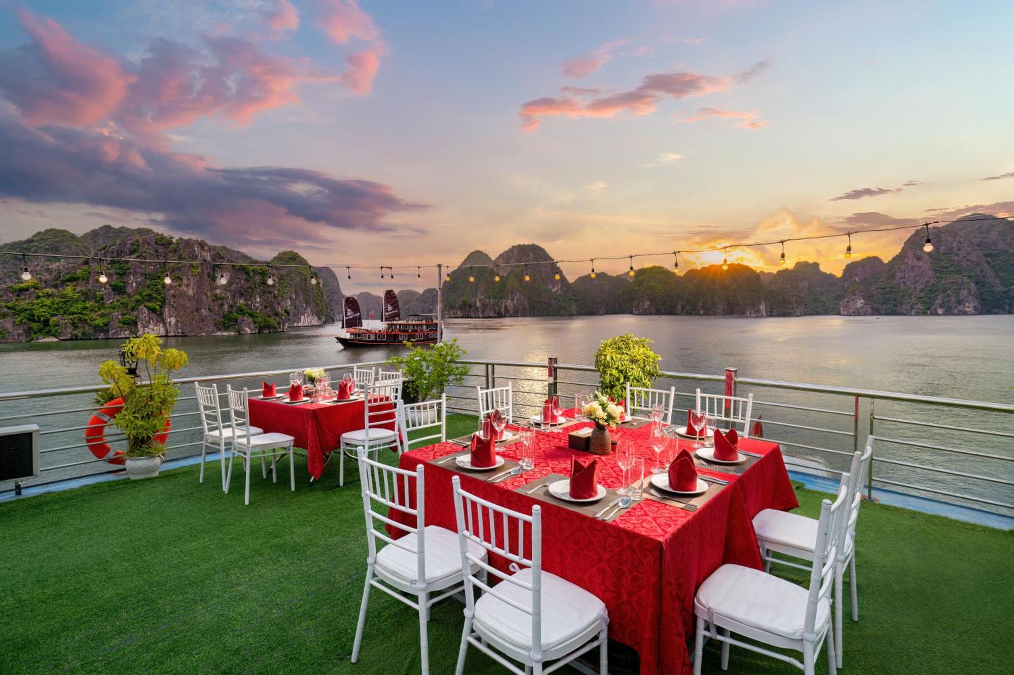 Sunlight Cruise Hotell Ha Long Eksteriør bilde